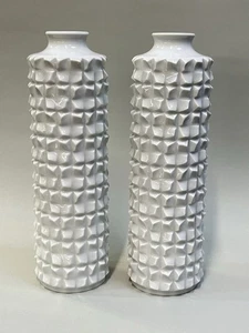 2 x Meissen modernistische Vasen weiß  Entwurf Ludwig Zepner H: 23cm 1. Wahl - Picture 1 of 8
