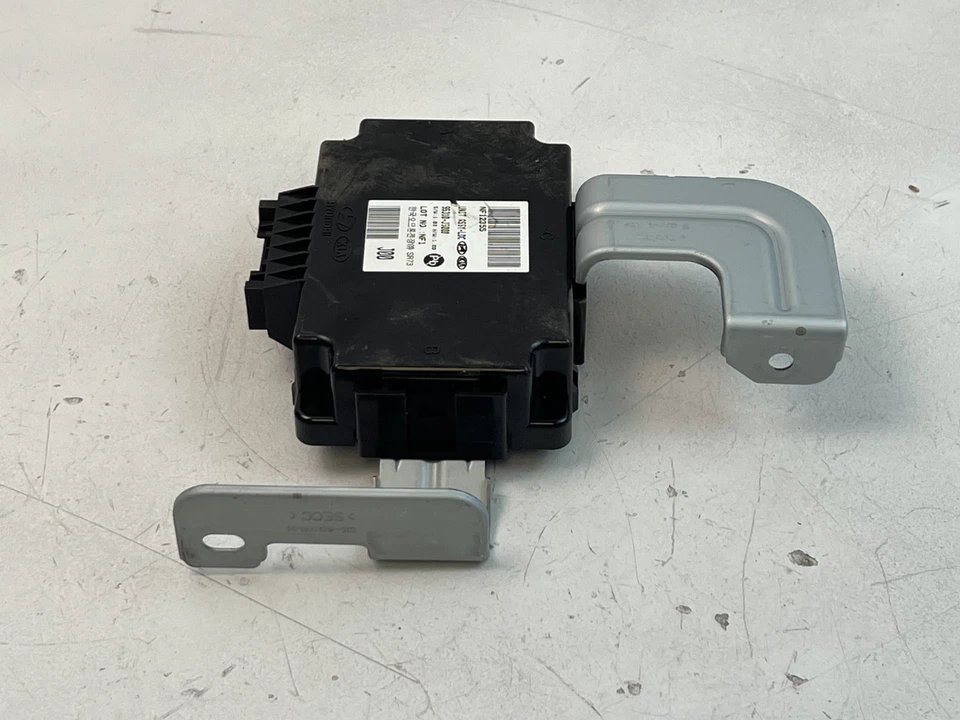 2020 KIA STINGER VOLTAGE INVERTER CONVERTER MODULE OEM  95310-J5000 - Image 1 of 4