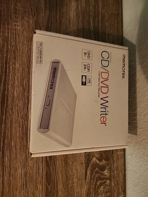 Memorex CD/DVD Writer External Slim DVD 8x CDR 24x USB Powered Open Box - Image 1 of 2