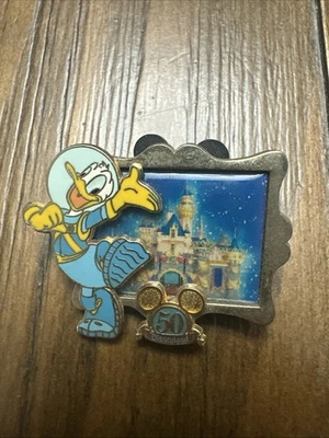 DLR Happiest Homecoming on Earth 2005 Donald Tomorrowland Open Edition Pin 38490 - Image 1 of 2