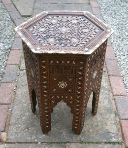 ANTIQUE HEXAGONAL ISLAMIC/SYRIAN WOODEN INLAID SIDE TABLE - Picture 1 of 7
