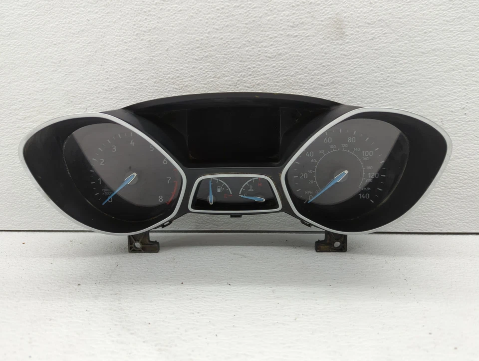 Cuadro de instrumentos velocímetro Ford Focus 2015-2015 medidores F1et-10849-ctg LC8R5 Foto 1 de 4