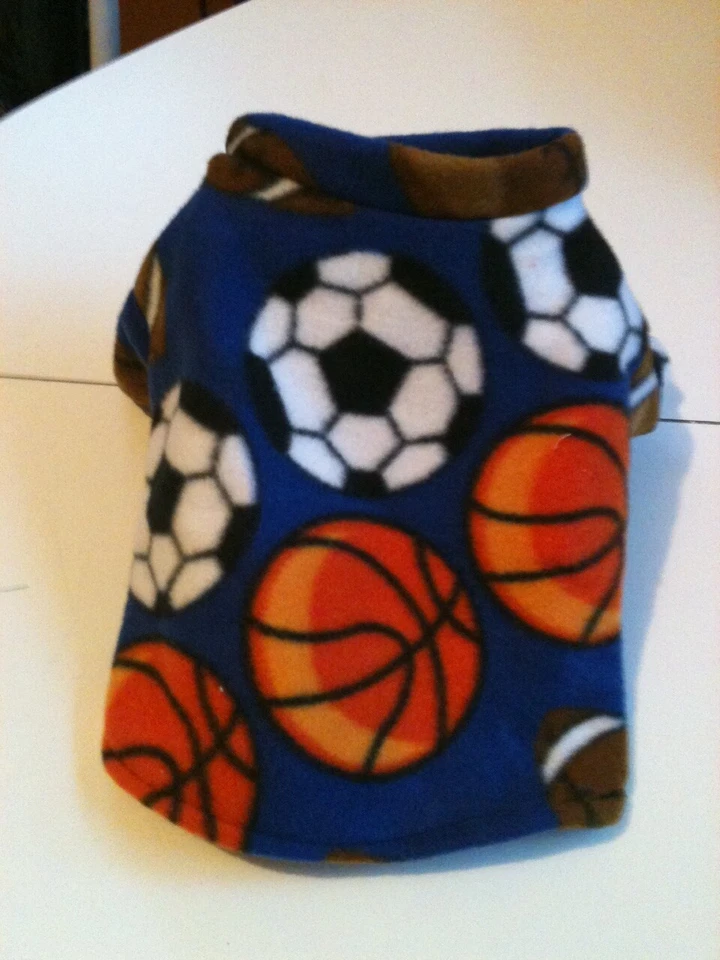 OFERTA: PARA TODOS LOS AFICIONADOS AL DEPORTE CAMISA POLAR PERRO Foto 1 de 1