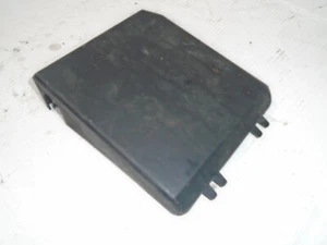 Range Rover p38 ventola sospensione pneumatica scatola elettrica coperchio coperchio YQH100830 - Foto 1 di 2