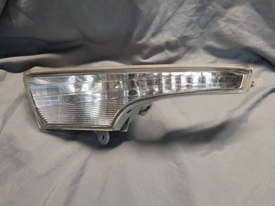 2013 2014 2015 Nissan Altima Turn Signal Light Left Hand OEM 26135-3TA0A - Image 1 of 4