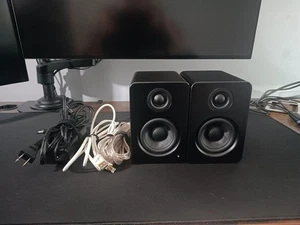 Kanto YU2 2-Way Powered Desktop Speakers - Matte Black, Pair - Afbeelding 1 van 4