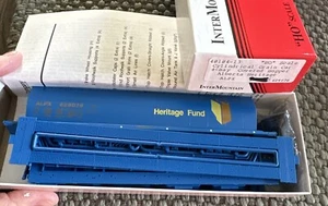 InterMountain Railway HO Kit 40104-13 Cylindrical Grain 4 Bay Alberta Heritage - Picture 1 of 4