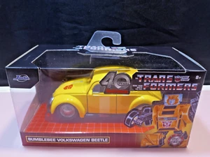 40 YEARS TRANSFORMERS BUMBLEBEE VOLKSWAGEN BEETLE 1:32 SCALE HOLLYWOOD RIDES NEW - Picture 1 of 3