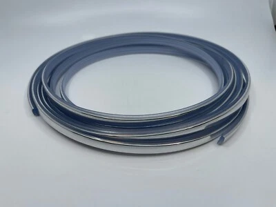 Tira decorativa cromada moldeada para parabrisas delantero BMW E30 Coupé 318i 325 51311968445 Foto 1 de 4