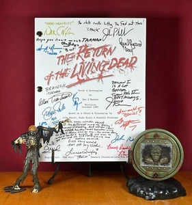 Return of the Living Dead Script Signed - Autograph Reprints- 123 Pages- Zombies - Picture 1 of 9