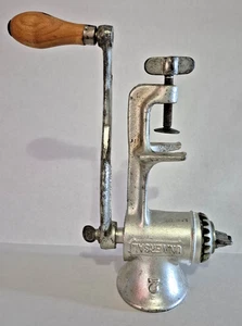 Antique Meat Grinder #2 Universal Manual Hand Crank No. 2 Cast Iron USA Good - Picture 1 of 13