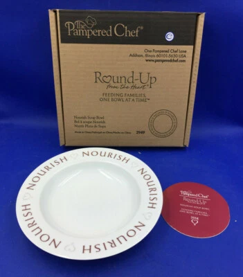 Pampered Chef 2014 Roundup From The Heart Nourish Soup Bowl #2949 New in the Box - Image 1 of 3