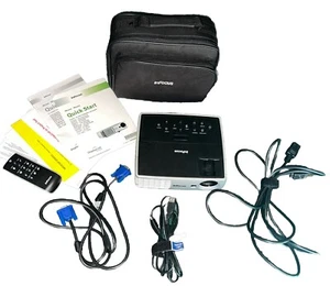 Proyector de computadora In Focus In1100 con control remoto - Imagen 1 de 8