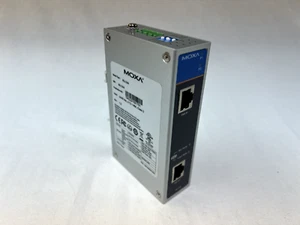 Moxa INJ-24A Gigabit High Power IEEE 802.3af/at PoE+ Injektoren - Bild 1 von 11