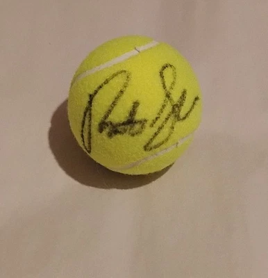 Pelota de tenis firmada por Pete Sampras Foto 1 de 2