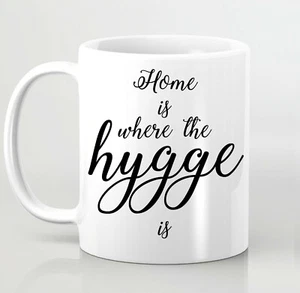Home is where the Hygge is taza regalo noruego danés de Navidad - Imagen 1 de 1
