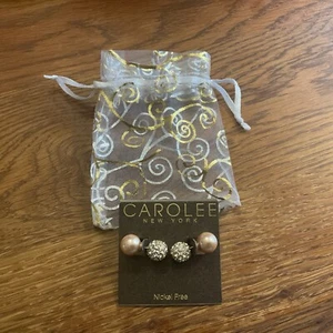 Carolee Beige Pearl Rhinestone Back Earrings Nickel Free NWT - Bild 1 von 3