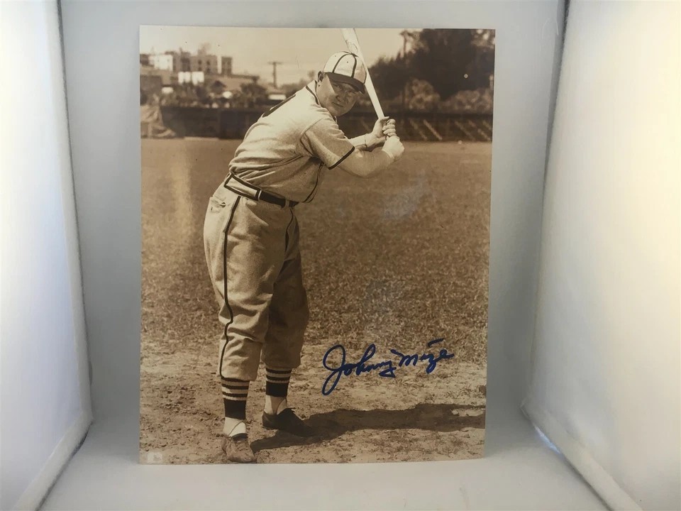 Johnny Mize Autographed Picture No COA 8x10 Black and White Photo - Image 1 of 4