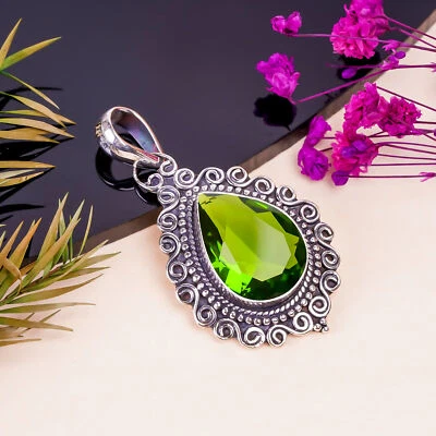 Peridot Gemstone 925 Sterling Silver Jewelry Pendant, Handmade Pendant - Image 1 of 4