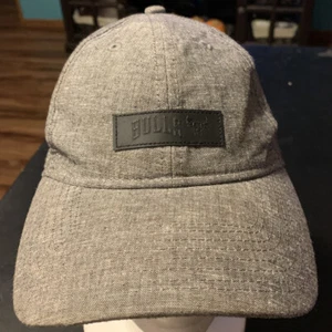 New Era 9 Twenty Chicago Bulls Strap Back Gray Hat - Picture 1 of 4