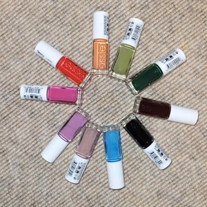 10 X 5ml Essie Nagellack SET NEU gut für den Adventskalender  gelb grün rot pink - Bild 1 von 4