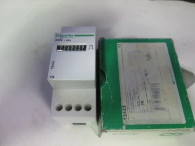 compteur d'impulsion  Schneider 15443 iCI DIN - Photo 1/2
