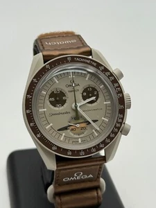 omega moonswatch mission to saturn swiss made S033T100 bioceramic - Imagen 1 de 15