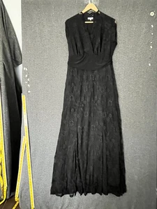 Kiyonna Black Lace V-Neck Overlap Sleeveless Black Dress Juniors Women's Size 1 - Picture 1 of 11