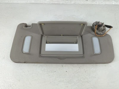 Viseira solar 2010-2017 GMC terreno passageiro espelho direito cinza K1VME - Imagem 1 de 4