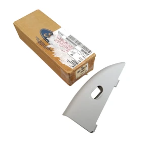 New Genuine Ford F8MZ-14528-BB Passenger Rear Switch Panel 98-02 Crown Victoria - Picture 1 of 5