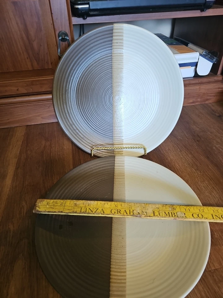 Hermoso plato para servir de gres extra grande vintage de 3 tonos marrón crema tostado Foto 1 de 4