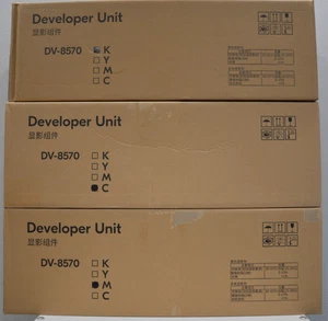 Unidad de desarrollo original Kyocera DV-8570 set CMK para TASKalfa 5054ci NUEVO Y EMBALAJE ORIGINAL - Imagen 1 de 1
