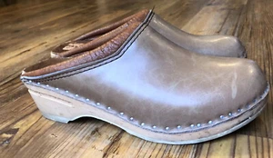 Vintage 70s Clogs Womens 38 Wooden Sole Nurse Bastad Hospital Soft Brown - Picture 1 of 9