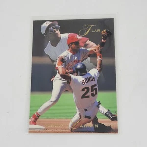 1993 Flair #27 Barry Larkin Cincinnati Reds Barry Bonds San Francisco Giants - Picture 1 of 2