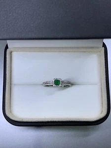 0.50ct Colombian emerald diamond halo engagement ring in 18ct white gold wedding - Picture 1 of 4