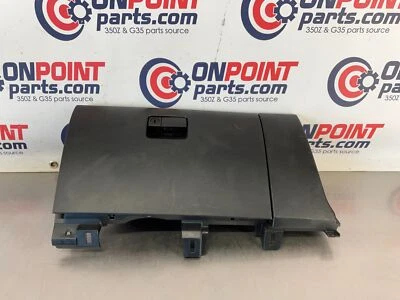 2003 Infiniti G35 Sedan passageiro painel direito caixa de luvas 68108 fabricante de equipamento original 15BDDE7 - Imagem 1 de 4