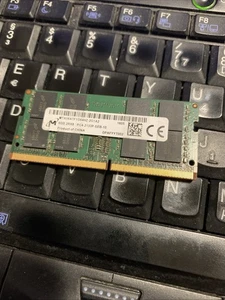 Micron MTA16ATF1G64HZ-2G1A2 8 GB PC4-2133P DDR4-17000 SO-DIMM computer portatile - Foto 1 di 1