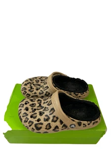 Crocs Dual Comfort Animalprint Fell gefüttert Crocs Gr. W7 Style 205857 braun/schwarz - Bild 1 von 8