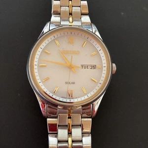 SEIKO SOLAR Mens Analog Quartz Watch Day Date V158-0AB0 - Picture 1 of 6