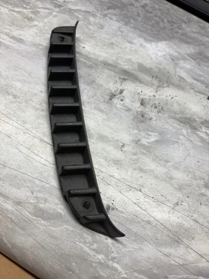 Infiniti QX4 1997 bisel de luz antiniebla del lado del pasajero delantero derecho OEM Foto 1 de 4