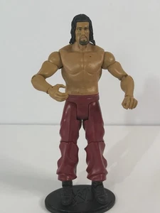 WWE Great Khali 2010 Series 3 Wrestling Action Figure Red Punjabi Pants & Stand - Picture 1 of 11