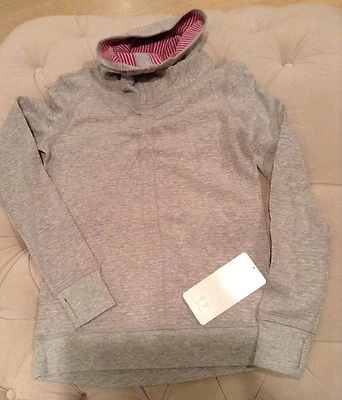 NWT Lululemon In A Cinch Long Sleeve Reversible ~ Sz 4 ~ Gray Stripe Raspberry - Imagem 1 de 4