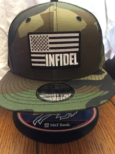 Camo New Era NE400 9Fifty Mütze/Cap mit schwarz weiß Ungläubiger USA Flagge flache Krempe  - Bild 1 von 4