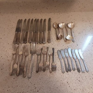 34 Piezas Super Plate Cubiertos HOLMES & EDWARDS Desfile Incrustaciones - Imagen 1 de 9