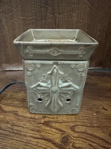 Scentsy Celtic Hope Cross Charity Full Size Wax Warmer Retired - Picture 1 of 8