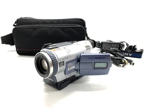 SONY DCR-TRV230E Digital8 Hi8 Vide8 Tape Video Camera Handycam Complete Set - Picture 1 of 19