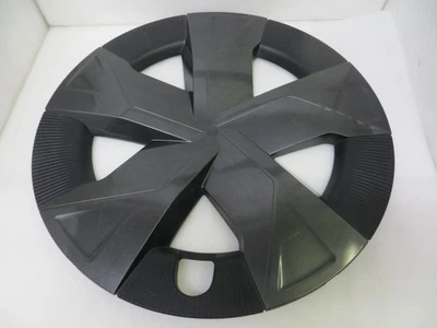 TOYOTA PRIUS 2023-2025 17" 5 SPOKE GRAY WHEEL COVER / HUBCAP - 1 - 61024 - OEM - Image 1 of 4