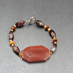 Pulsera de cuentas de vidrio artístico tono plata púrpura marrón palanca 7" - Imagen 1 de 11