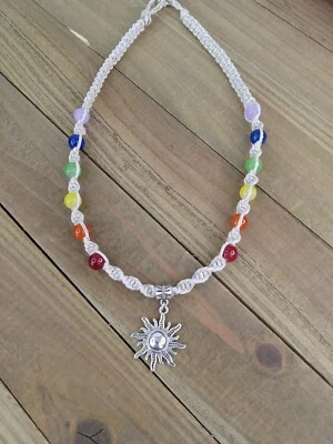 Collar de cáñamo Sunburst, corbata ajustable 16+ pulgadas hecha a mano gargantilla con dije de sol Foto 1 de 4