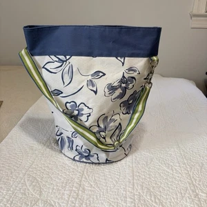 Back to Basics Blue White And Green Floral Light Canvas Bag With Wide Strap - Picture 1 of 21